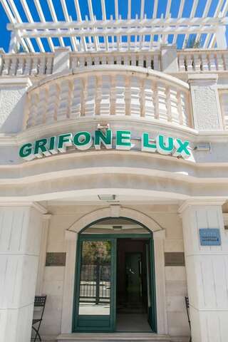 Апартаменты Apartments Grifone Lux Херцег-Нови-2