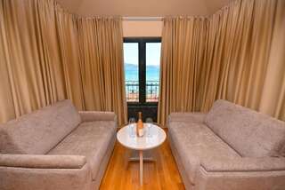 Апартаменты Apartments Grifone Lux Херцег-Нови Апартаменты-студио с видом на море-9