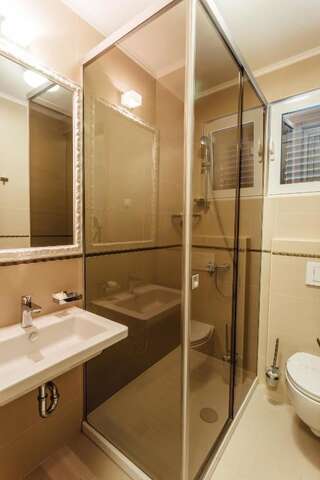 Апартаменты Apartments Grifone Lux Херцег-Нови Апартаменты-студио (для 2 взрослых)-12