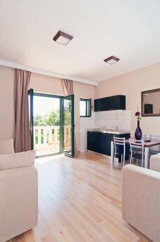 Апартаменты Apartments Grifone Lux Херцег-Нови Апартаменты с 1 спальней (для 4 взрослых)-10