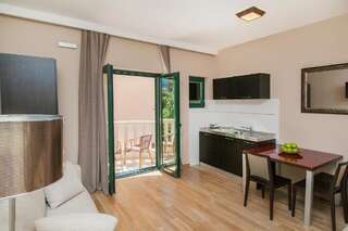 Апартаменты Apartments Grifone Lux Херцег-Нови Апартаменты с 1 спальней (для 4 взрослых)-13